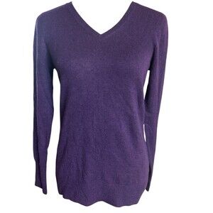 ALEX MARIE 100% Cashmere V Neck Womens Sweater M  Purple Lightweight Pullover